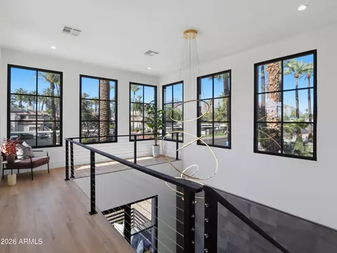 Entry Way - 4317 E Campbell Ave, Phoenix, AZ 85018 photo 4 of 4