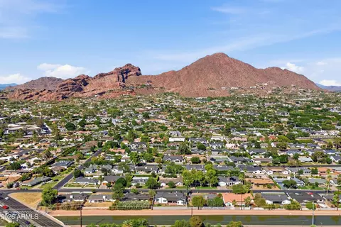 View/Area - 4317 E Campbell Ave, Phoenix, AZ 85018 photo 8 of 9