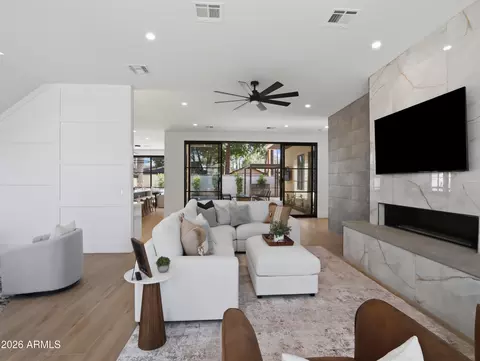 Living - 4317 E Campbell Ave, Phoenix, AZ 85018 photo 2 of 7