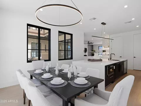 Dining - 4317 E Campbell Ave, Phoenix, AZ 85018 photo 1 of 1