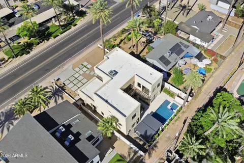 View/Area - 4317 E Campbell Ave, Phoenix, AZ 85018 photo 5 of 9