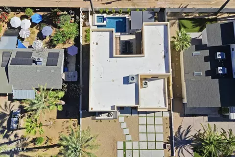 View/Area - 4317 E Campbell Ave, Phoenix, AZ 85018 photo 4 of 9