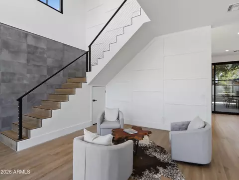 Entry Way - 4317 E Campbell Ave, Phoenix, AZ 85018 photo 2 of 4
