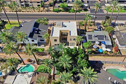 View/Area - 4317 E Campbell Ave, Phoenix, AZ 85018 photo 7 of 9