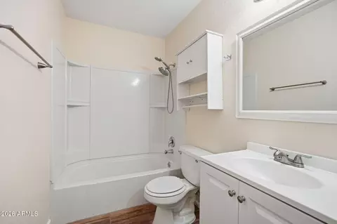 Bath - 324 W Scott Ave, Gilbert, AZ 85233 photo 1 of 3