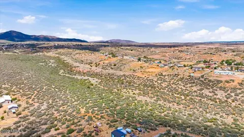 10560 E Rocky Hill Rd #4, Dewey, AZ 86327