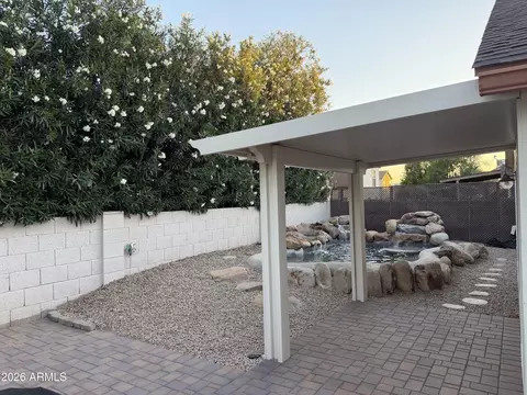 413 E Kristal Way, Phoenix, AZ 85024 photo 2