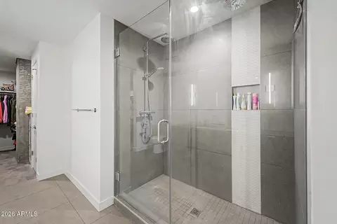 Bath - 2300 E Campbell Ave #406, Phoenix, AZ 85016 photo 3 of 4
