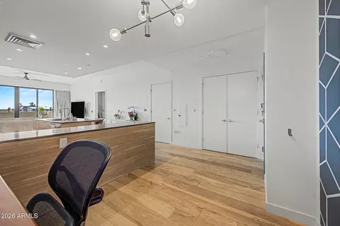 Entry Way - 2300 E Campbell Ave #406, Phoenix, AZ 85016 photo 1 of 2