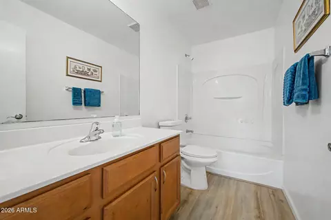 Bath - 4238 E Betsy Ln, Gilbert, AZ 85296 photo 2 of 2