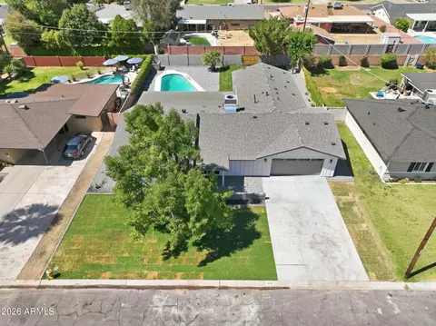 View/Area - 4646 E Vernon Ave, Phoenix, AZ 85008 photo 2 of 9