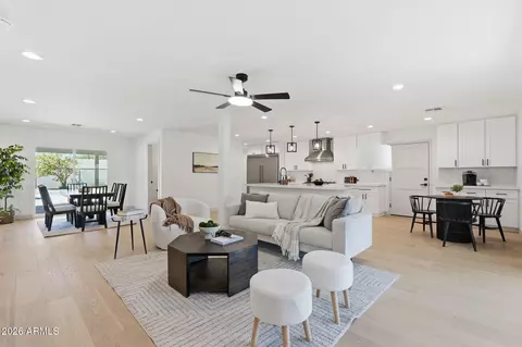 4646 E Vernon Ave, Phoenix, AZ 85008