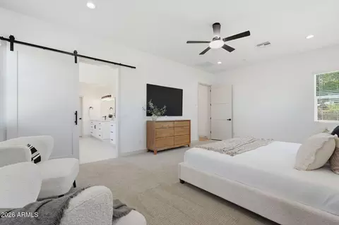 Bedroom - 4646 E Vernon Ave, Phoenix, AZ 85008 photo 2 of 7