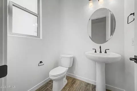 Bath - 10269 S Cave Spring Trl, Apache Junction, AZ 85120 photo 1 of 4