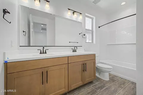 Bath - 10269 S Cave Spring Trl, Apache Junction, AZ 85120 photo 4 of 4