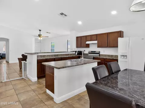 8714 W Heber Rd, Tolleson, AZ 85353