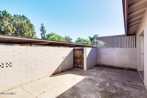 Exterior - 926 N Date --, Mesa, AZ 85201 photo 1 of 2