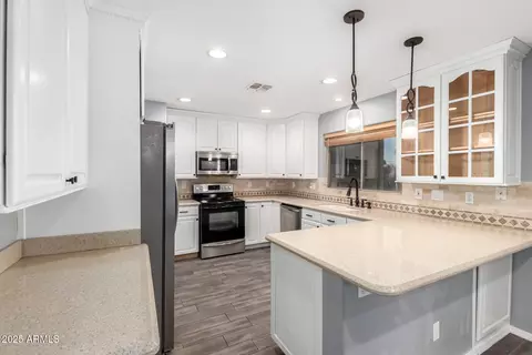 Kitchen - 3444 E Flamingo Ct, Gilbert, AZ 85297 photo 4 of 4