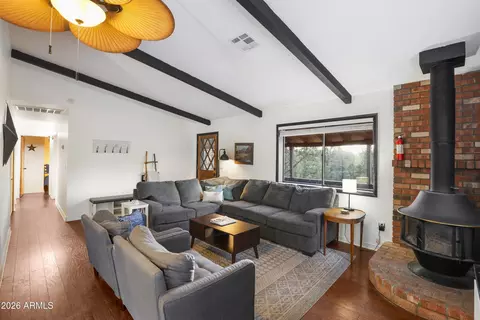 Living - 6630 W Jan Dr, Pine, AZ 85544 photo 3 of 5