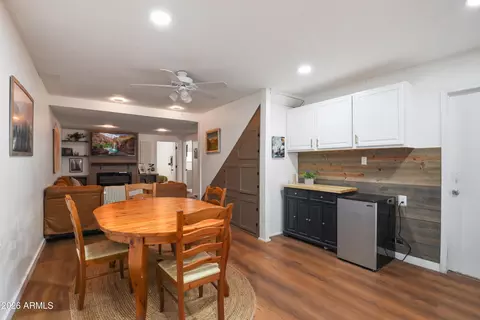Dining - 6630 W Jan Dr, Pine, AZ 85544 photo 3 of 4