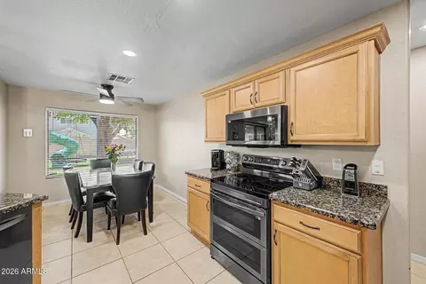 Kitchen - 3159 W Matthew Dr, Phoenix, AZ 85027 photo 2 of 5