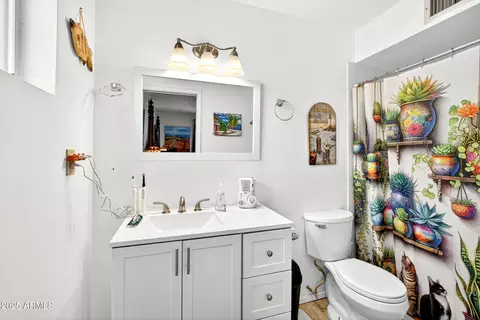 Bath - 5847 E Duncan St, Mesa, AZ 85205 photo 1 of 2