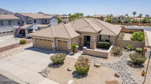 6668 S Garnet Way, Chandler, AZ 85249