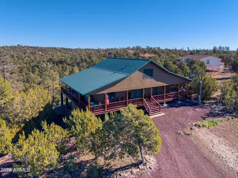 3651 Zane Grey Trl, Overgaard, AZ 85933