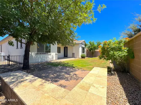 Exterior - 2557 E Orleans Dr, Gilbert, AZ 85298 photo 5 of 5