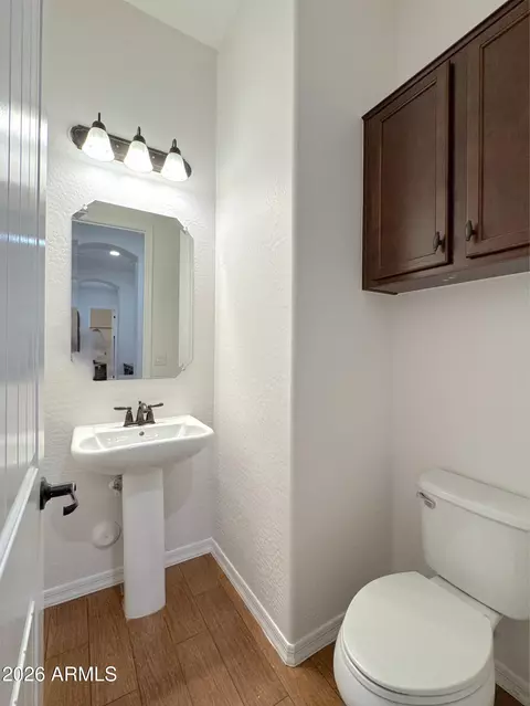 Bath - 2557 E Orleans Dr, Gilbert, AZ 85298 photo 2 of 6