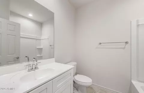 Bath - 25636 W Trumbull Rd, Buckeye, AZ 85326 photo 1 of 1