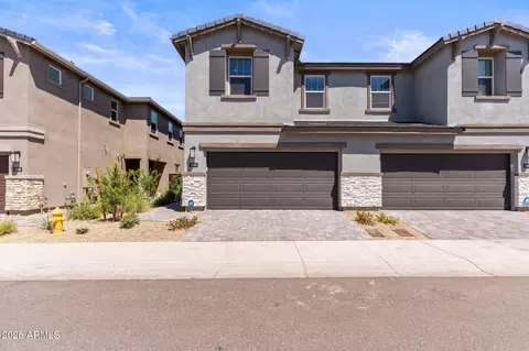 5844 E Covey Ln, Phoenix, AZ 85054