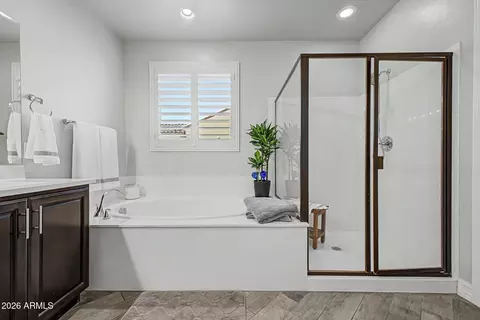 Bath - 10628 E Stearn Ave, Mesa, AZ 85212 photo 2 of 5