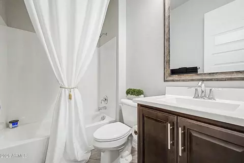 Bath - 10628 E Stearn Ave, Mesa, AZ 85212 photo 4 of 5