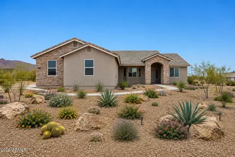 2010 W Lucky Ln, San Tan Valley, AZ 85143