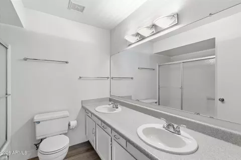 Bath - 17626 N 34th St, Phoenix, AZ 85032 photo 2 of 2