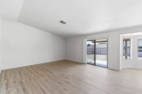 Living - 17626 N 34th St, Phoenix, AZ 85032 photo 3 of 4