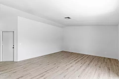 Living - 17626 N 34th St, Phoenix, AZ 85032 photo 2 of 4