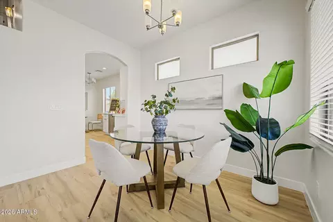 Dining - 15821 N 35th Ln, Phoenix, AZ 85053 photo 1 of 3