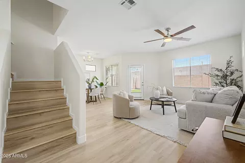 Living - 15821 N 35th Ln, Phoenix, AZ 85053 photo 1 of 2