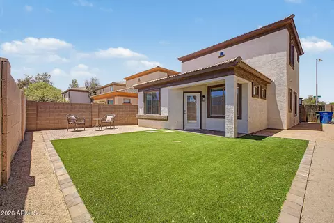 Exterior - 15821 N 35th Ln, Phoenix, AZ 85053 photo 4 of 6