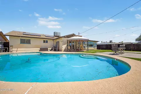 Exterior - 3701 W Echo Ln, Phoenix, AZ 85051 photo 9 of 9