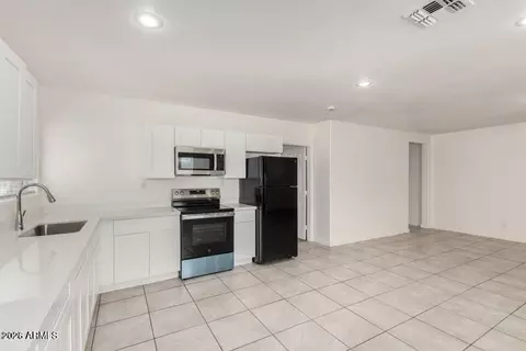 Other - 2828 E Chipman Rd, Phoenix, AZ 85040 photo 1 of 9