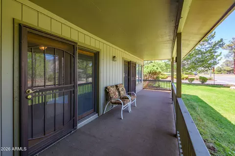 Exterior - 6000 E Laurel Loop, Flagstaff, AZ 86004 photo 4 of 9