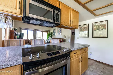 Kitchen - 6000 E Laurel Loop, Flagstaff, AZ 86004 photo 4 of 5