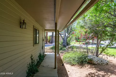 Exterior - 6000 E Laurel Loop, Flagstaff, AZ 86004 photo 6 of 9