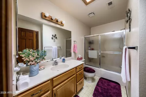 Bath - 6000 E Laurel Loop, Flagstaff, AZ 86004 photo 1 of 3