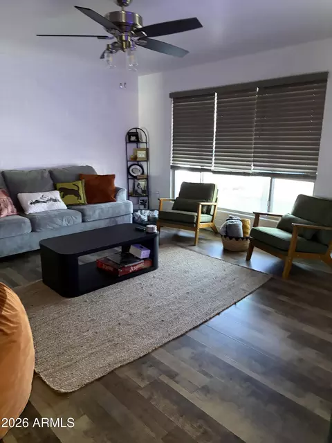 9933 W Riviera Dr, Sun City, AZ 85351