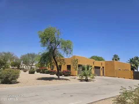 5118 W Winston Dr, Laveen, AZ 85339