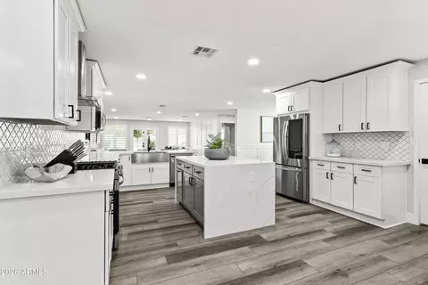 Kitchen - 3840 E Mulberry Dr, Phoenix, AZ 85018 photo 1 of 3